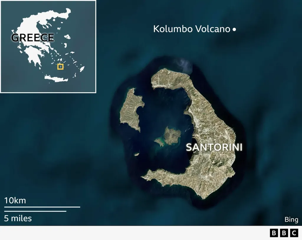 Gunung api di bawah Santorini
